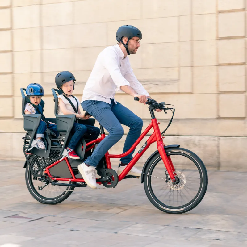 Jusqu’à 2 enfants à l’arrière